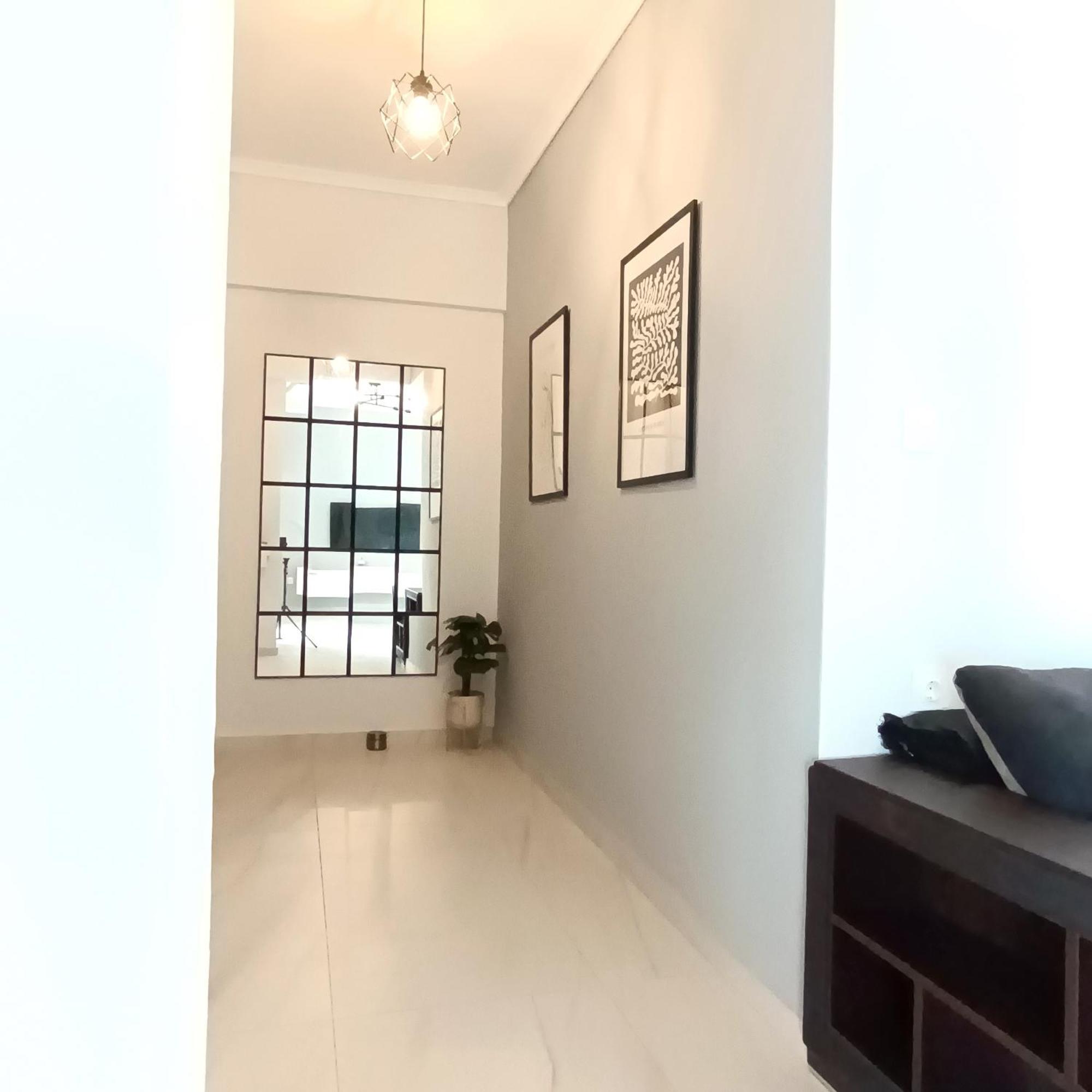 Comfort Corner 75M2 100Mbs Thessaloniki Exterior photo